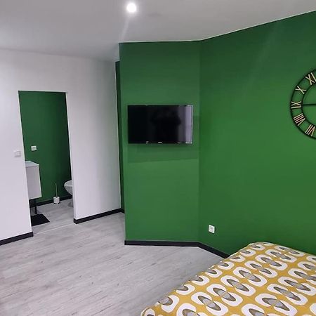 Studio Hibiscus Tout Confort, Renove Сен-Кантен Екстер'єр фото